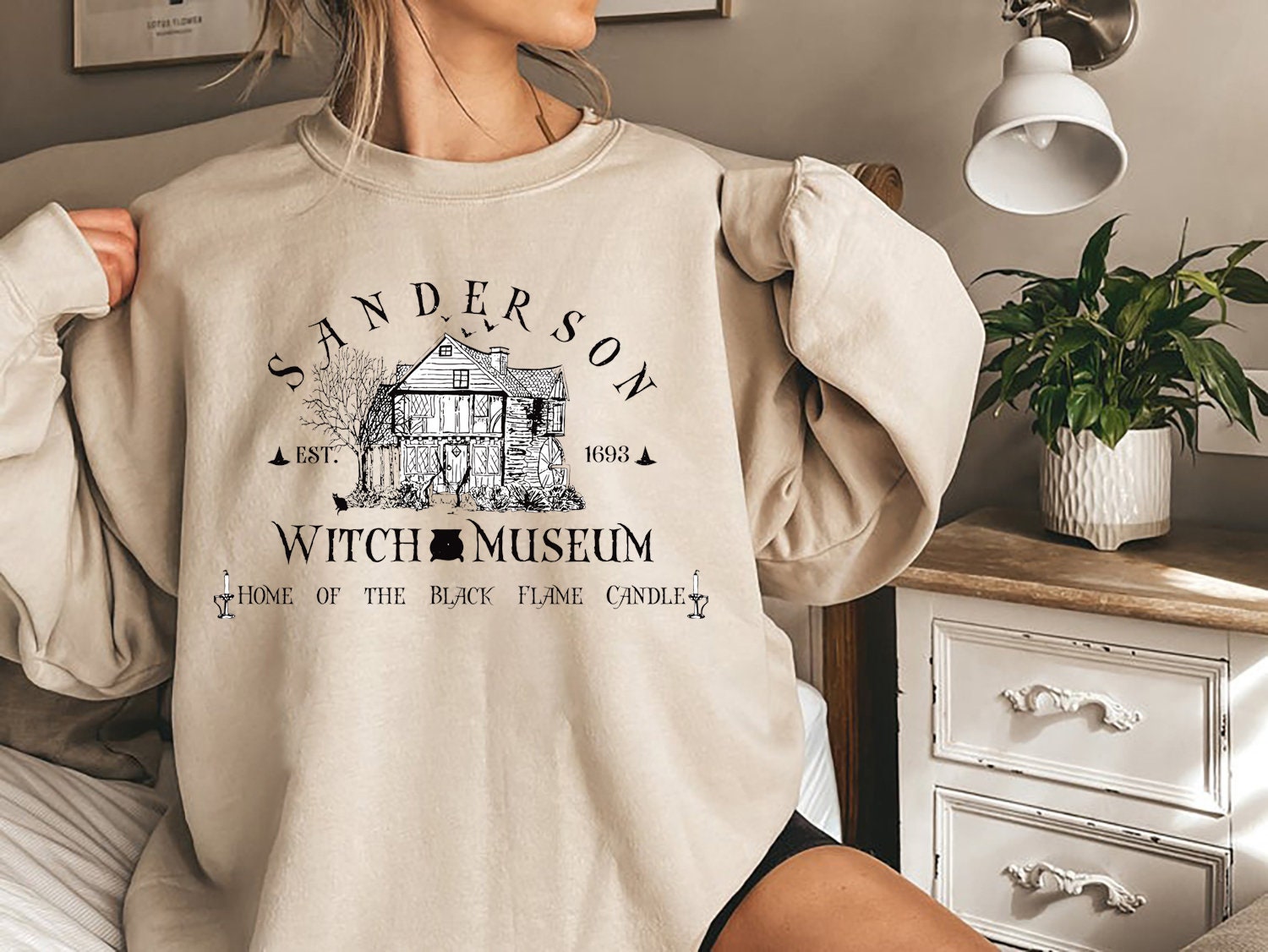 Sanderson Est 1963 Witch Museum Sweatshirt Hocus Pocus