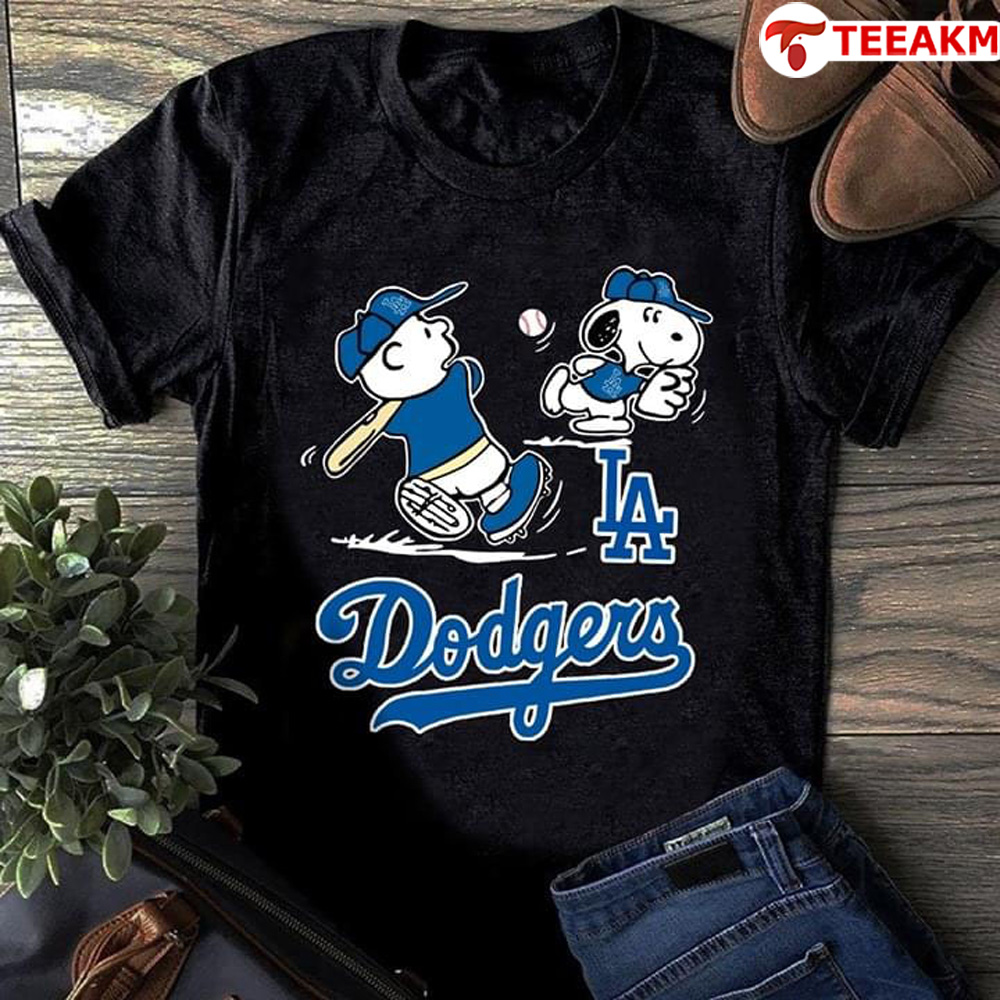 Peanuts-charlie-brown-and-snoopy-playing-baseball-los-angeles-dodgers Unisex T-shirt